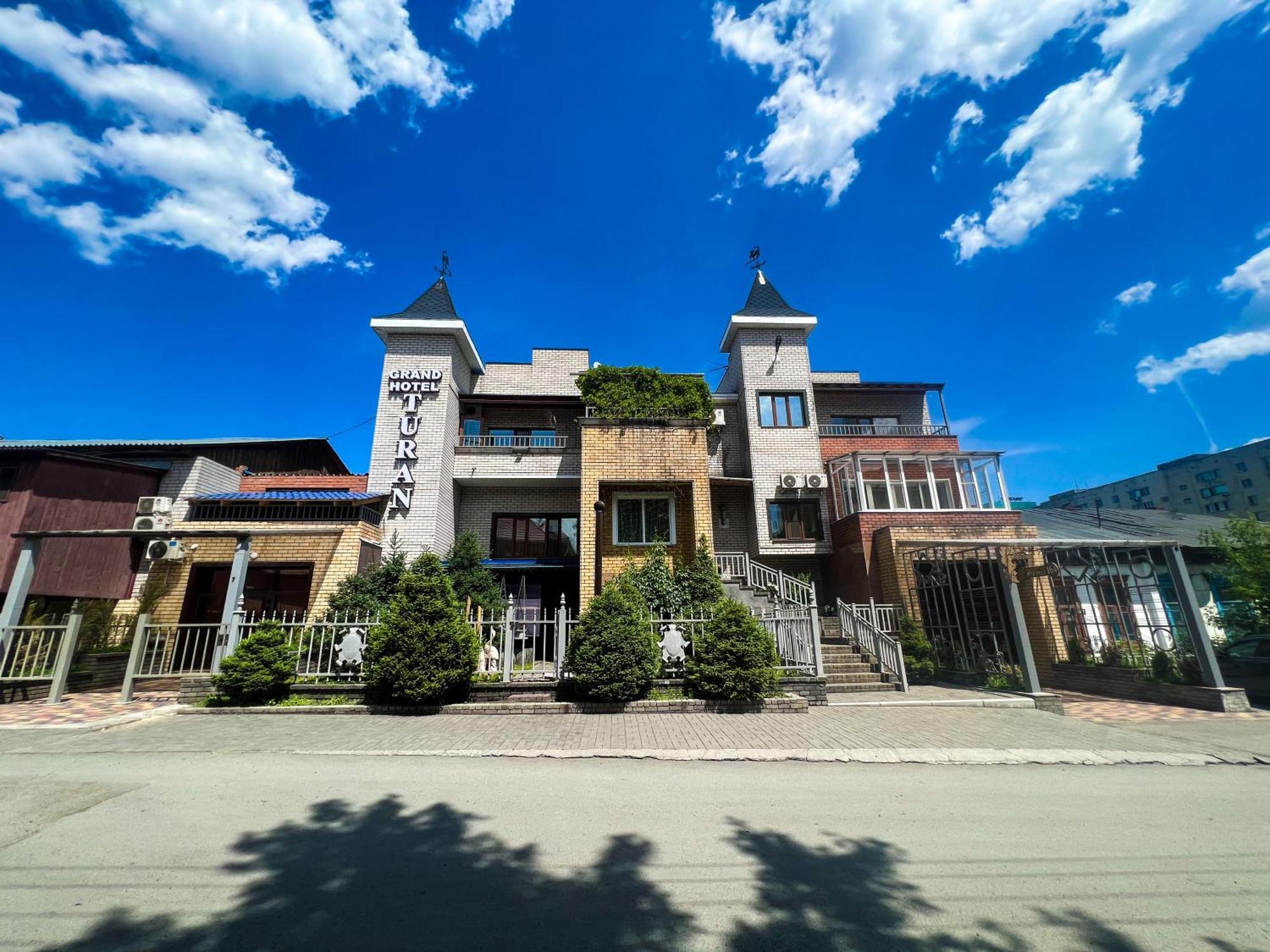 Turan Semey Grand Hotel Exterior photo